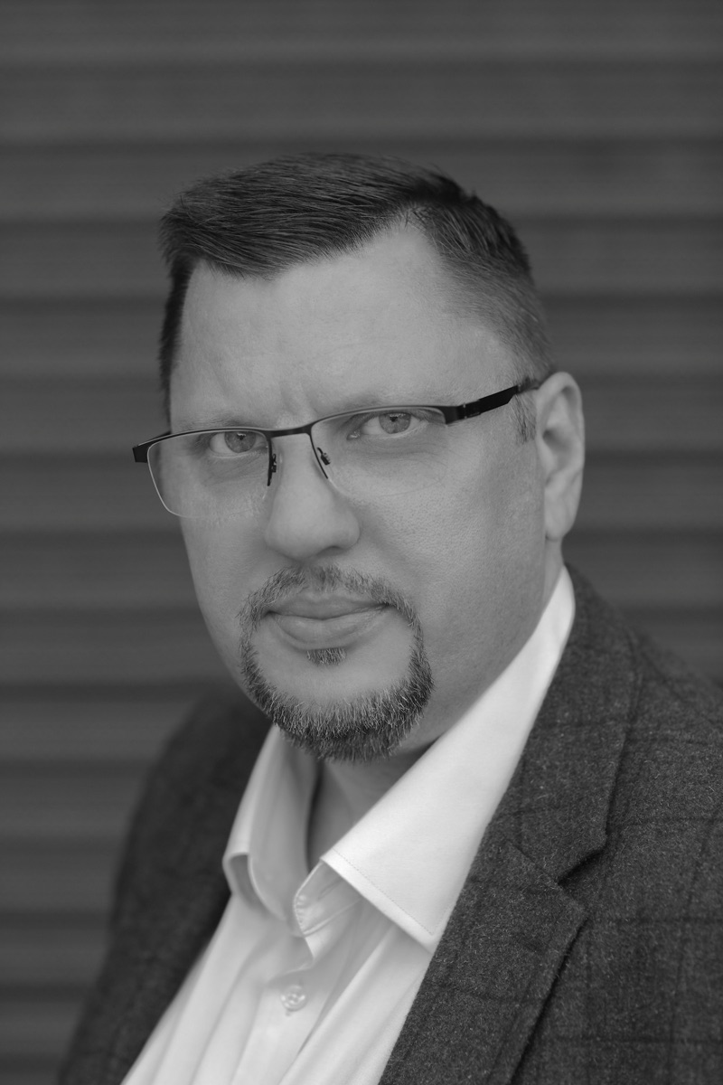 Portrait of Mark Watts
